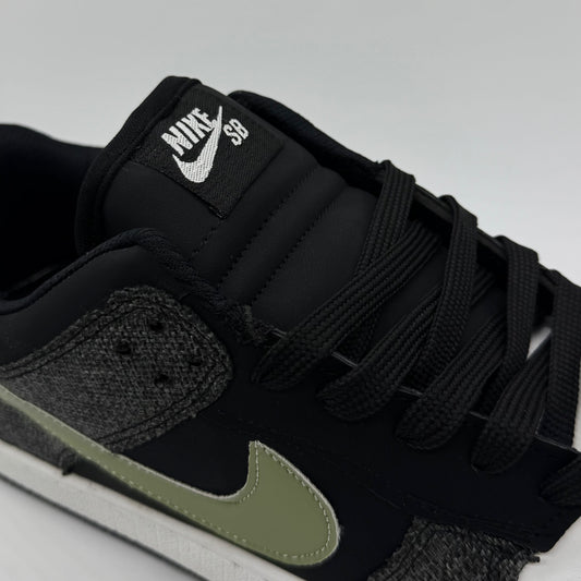 NIKE SB BLACK JEANS