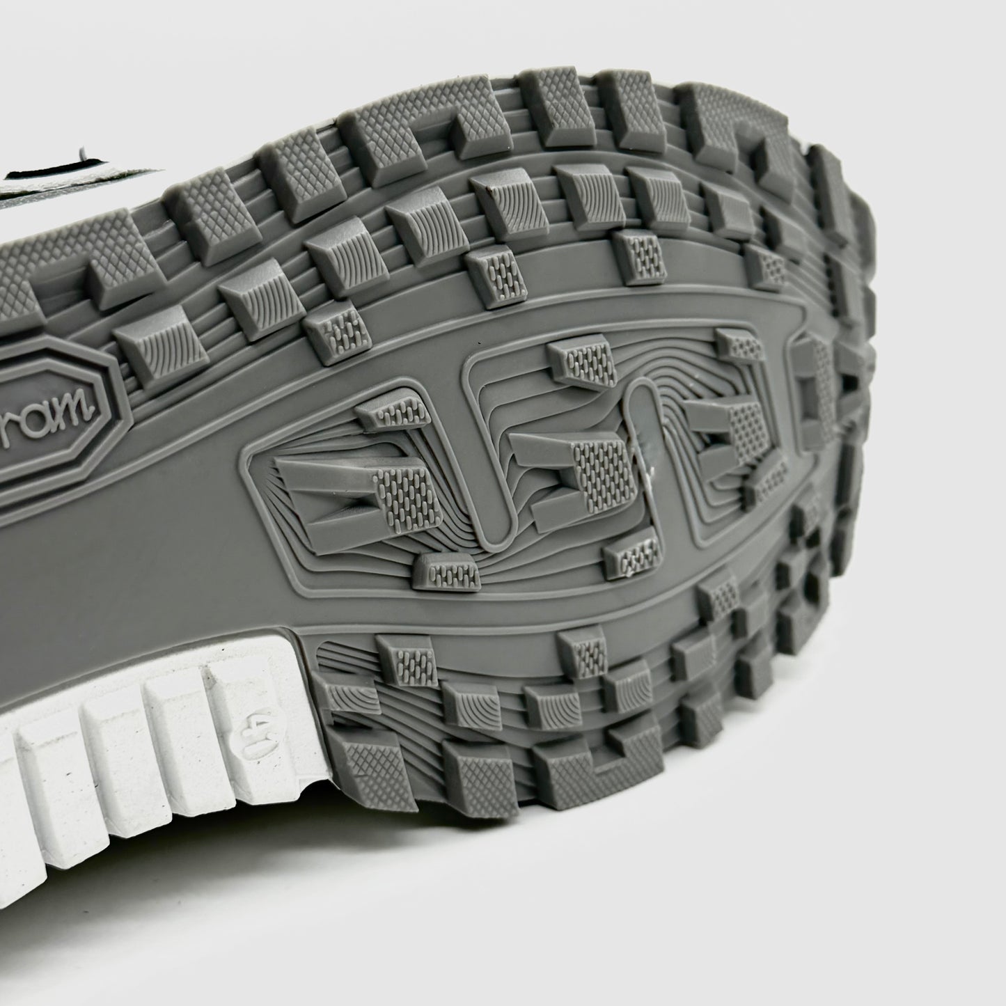 NEW BALANCE 999 GRAY