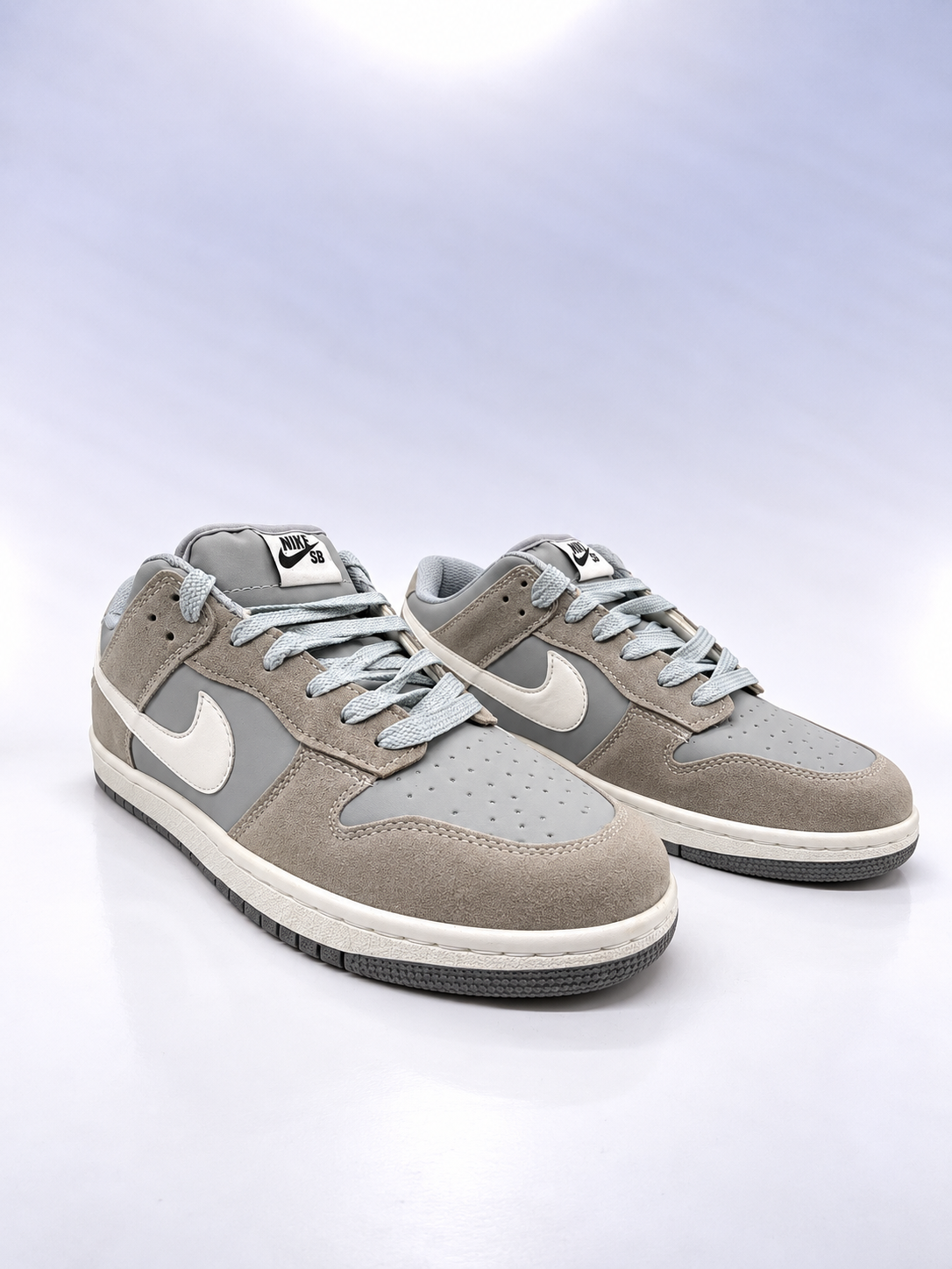 NIKE SB GREY