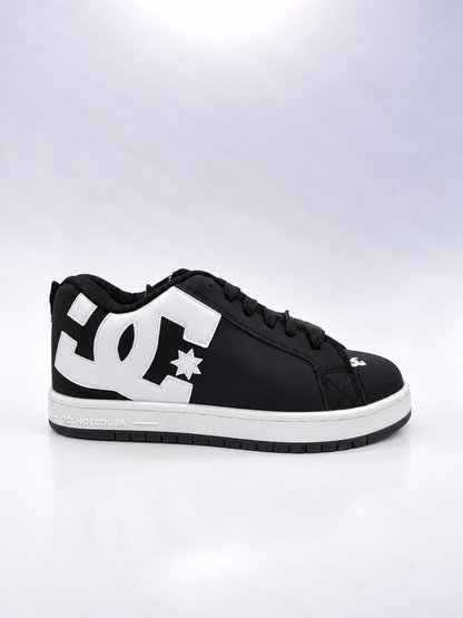 DC BLACK X WHITE