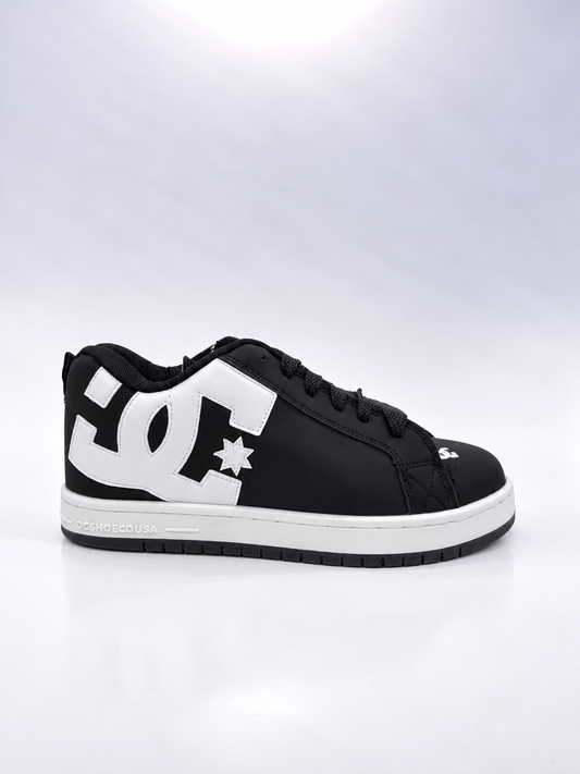 DC BLACK X WHITE