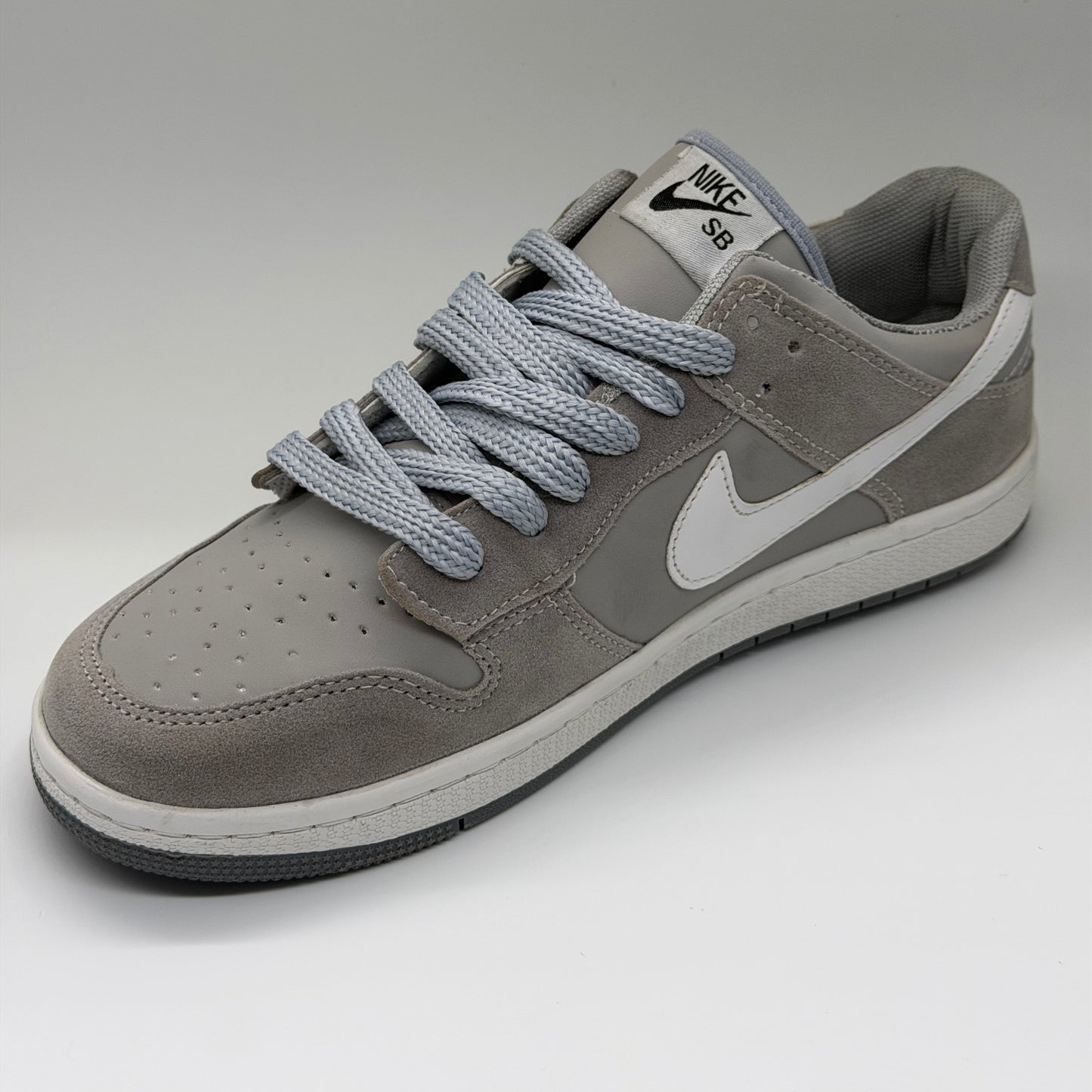SB GRAY