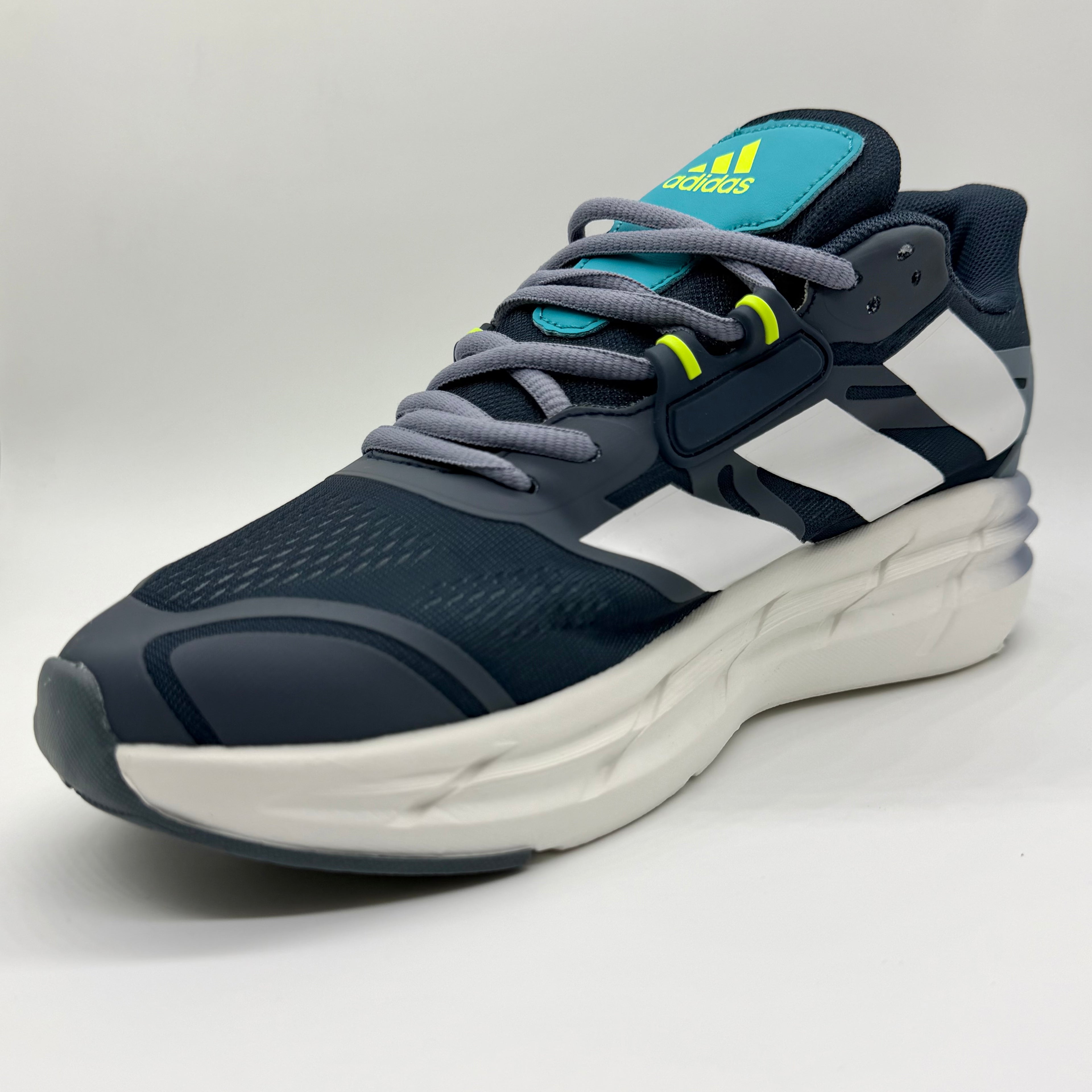 ADIDAS ADISTAR CS BLUE