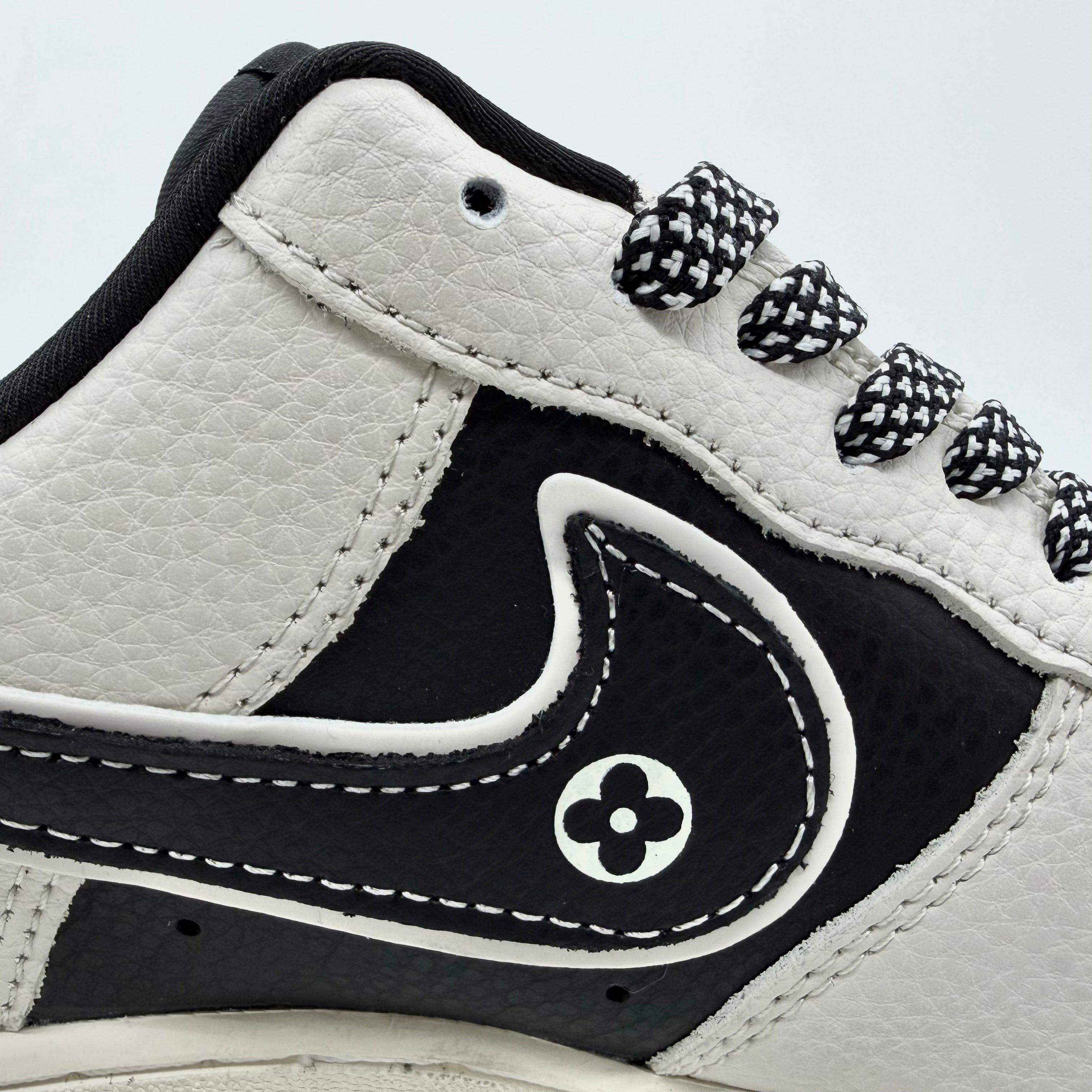 Louis Vuitton x Nike Air Force 1