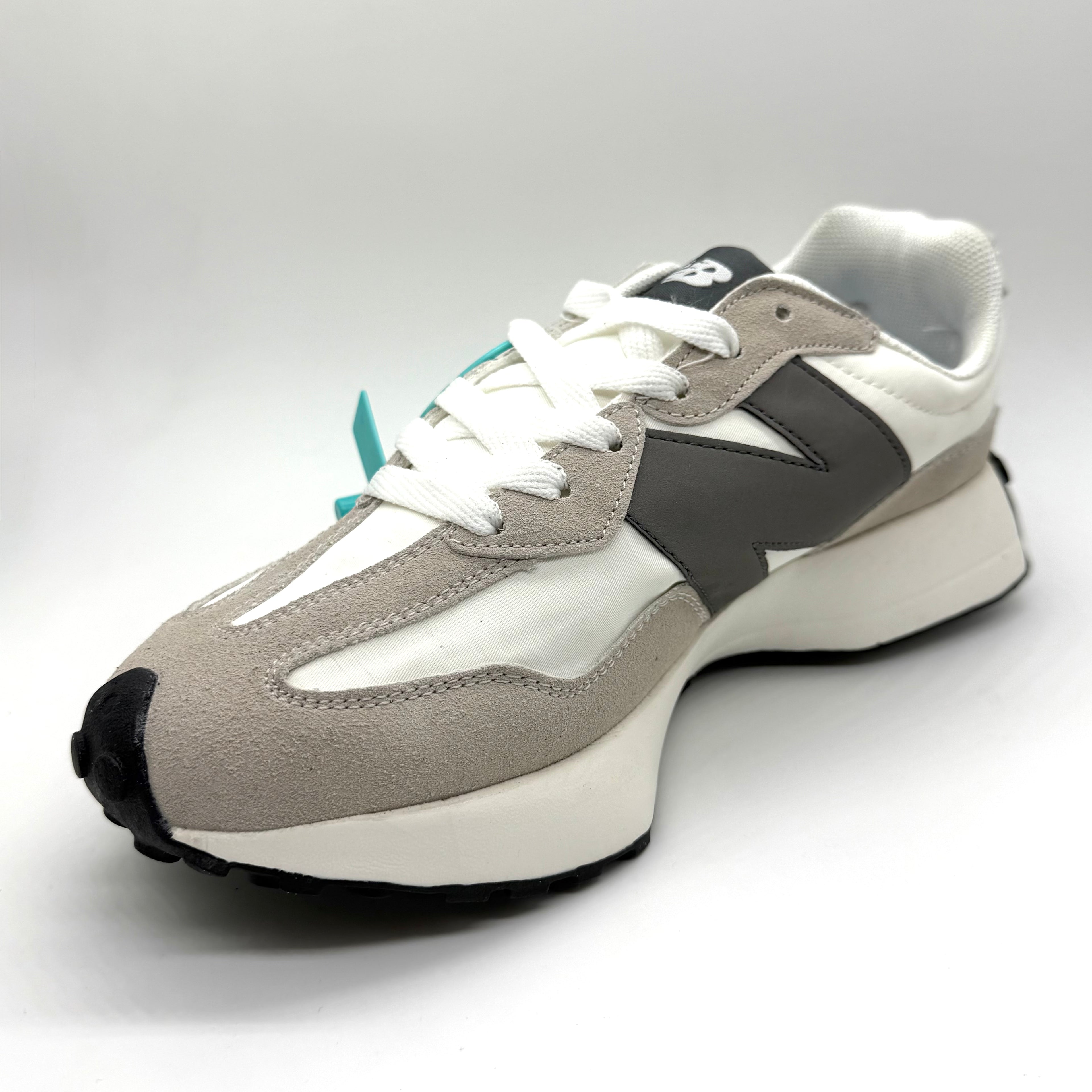 NEW BALANCE 327 WHITE