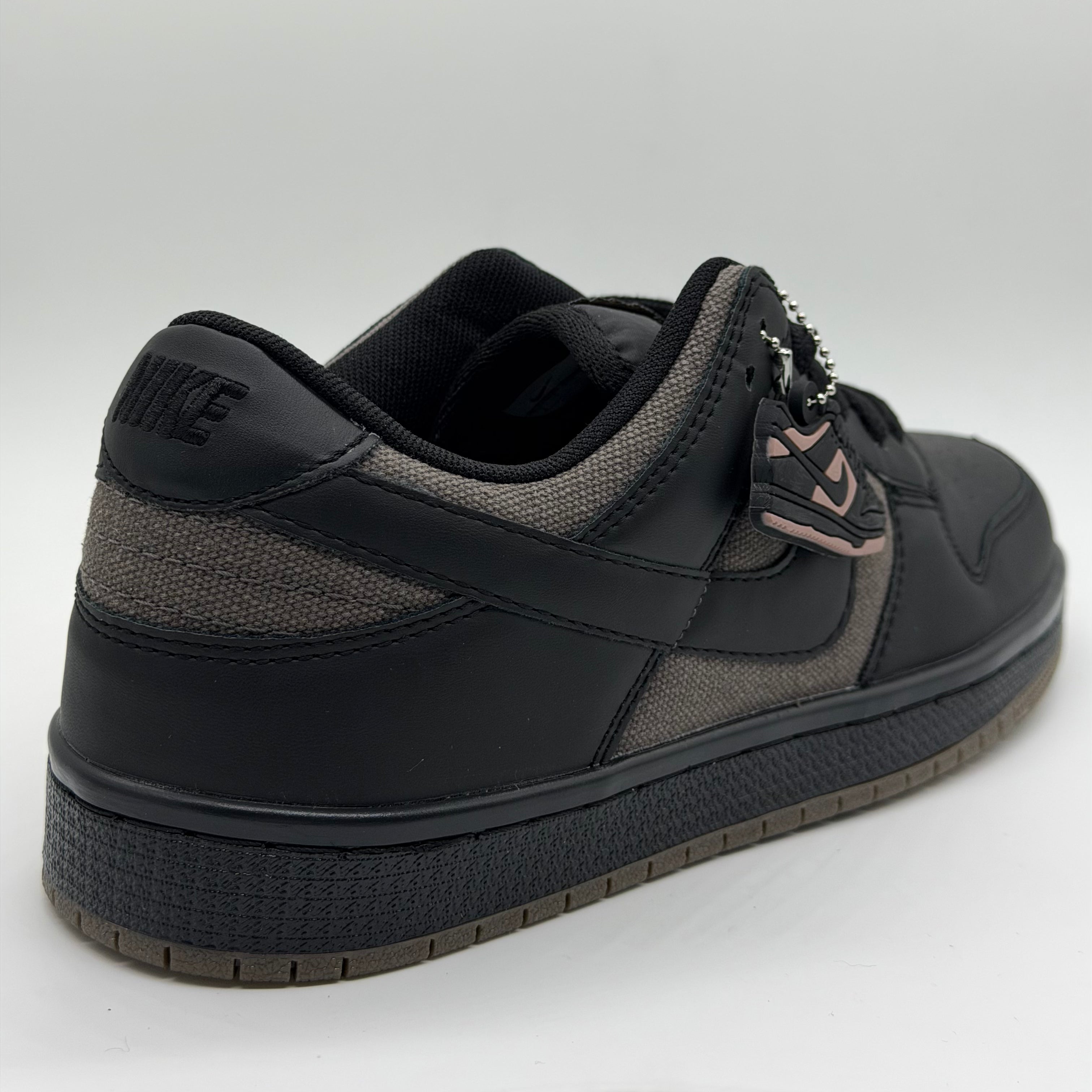 SB BLACK GRAY KHAYSH