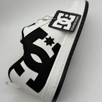 DC WHITE X BLACK