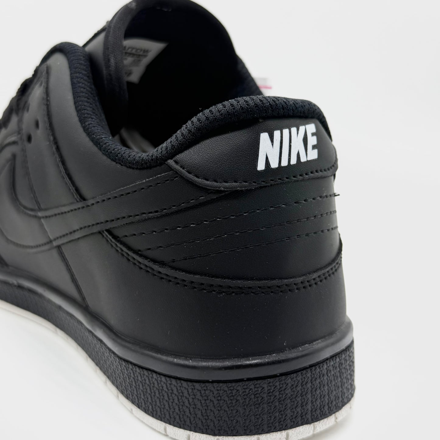 NIKE SB BLACK