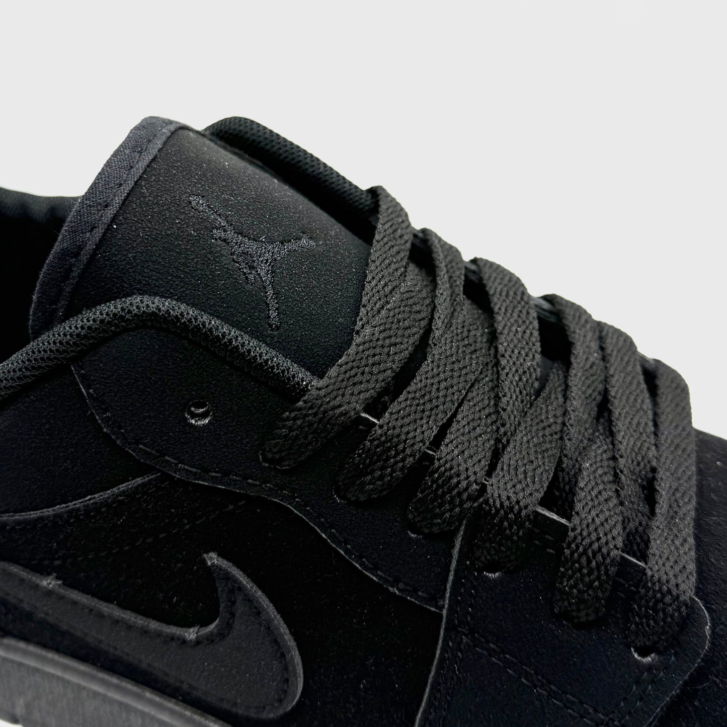AIR JORDAN 1 LOW BLACK