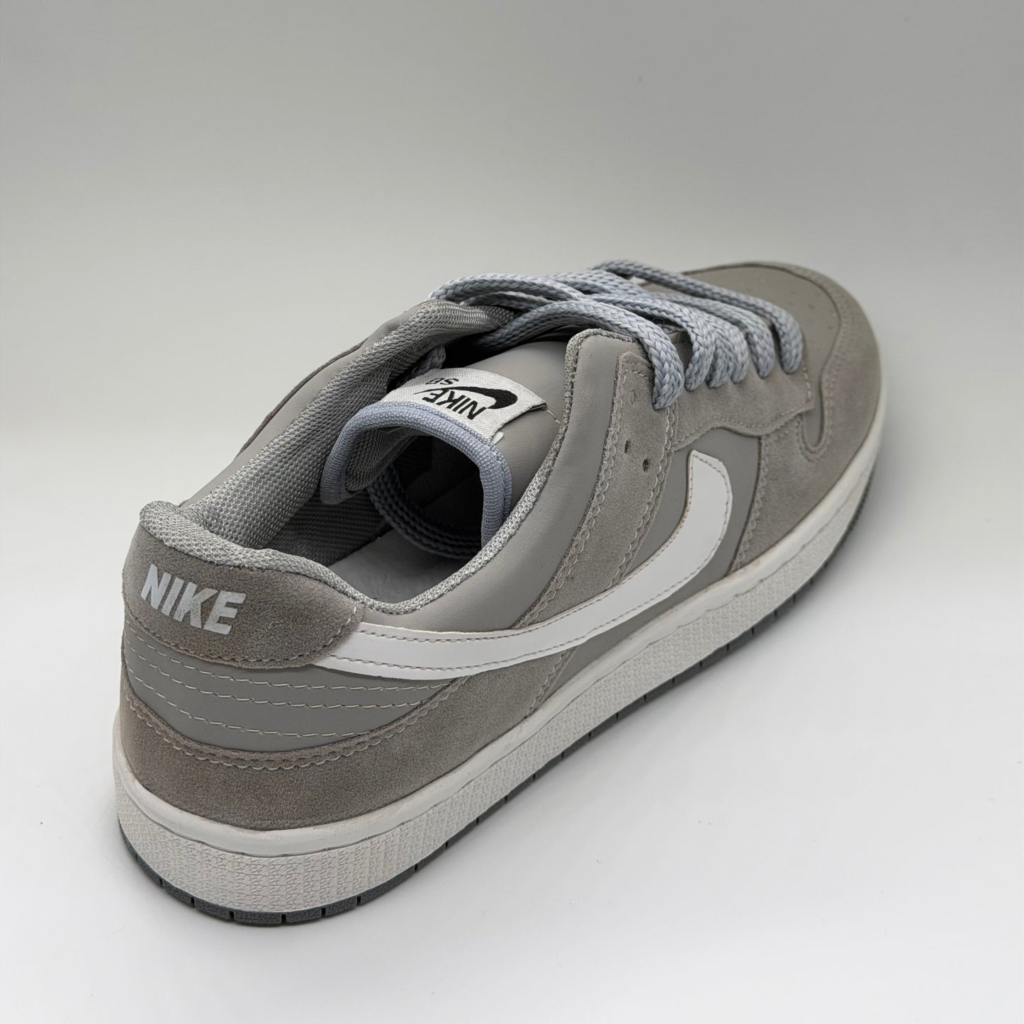 SB GRAY