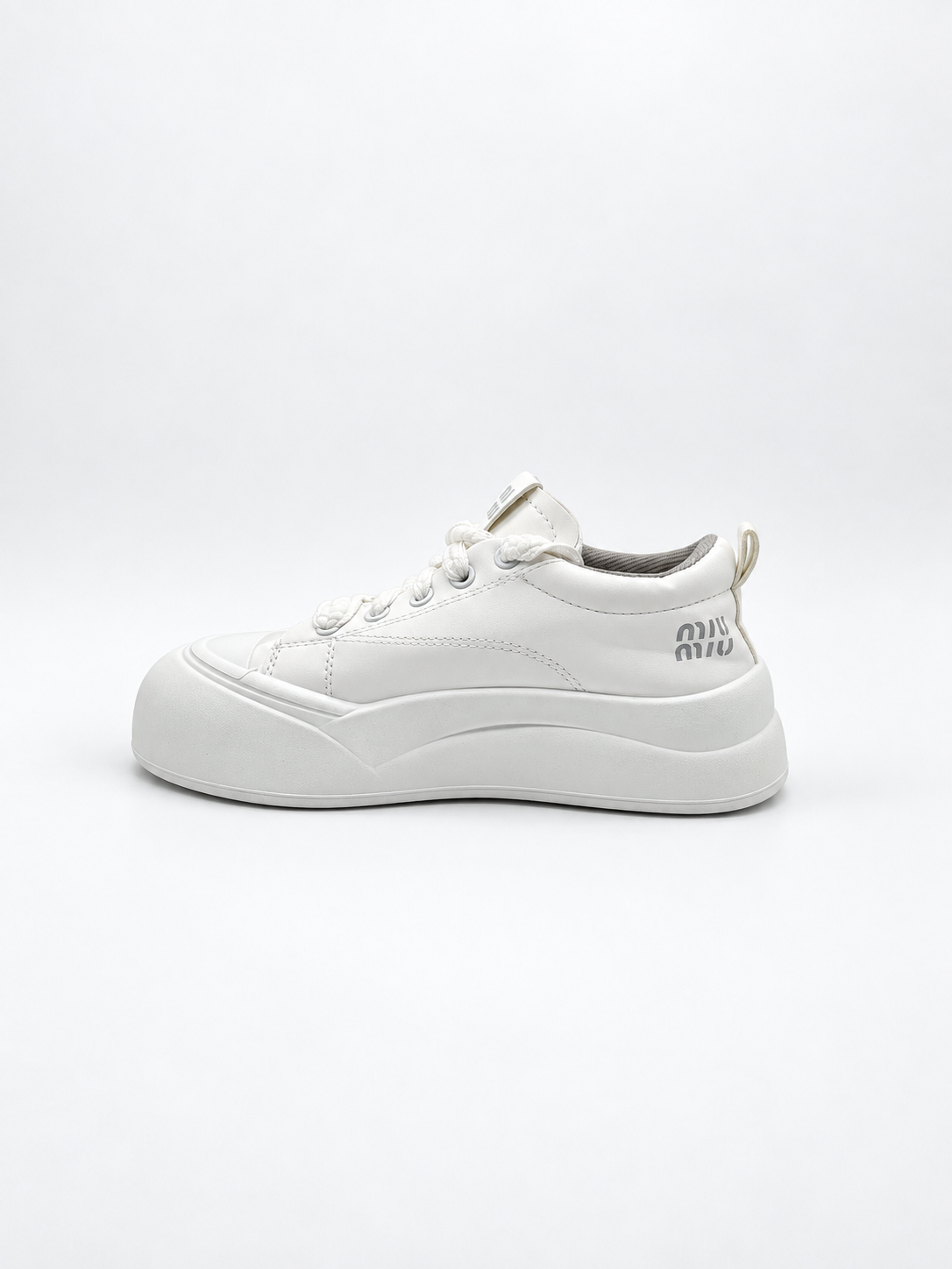 MIU MIU WHITE