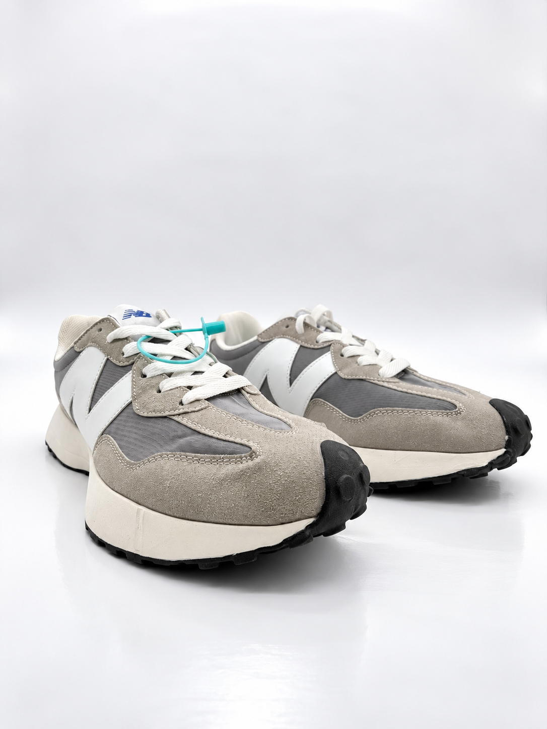 NEW BALANCE 327 GREY