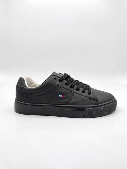 TOMMY HILFIGER BLACK