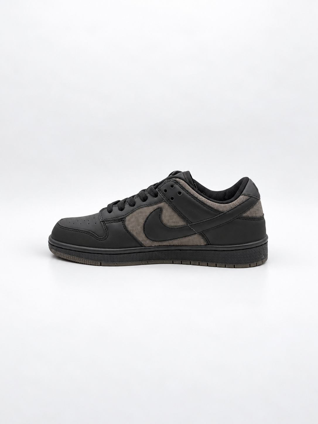 NIKE SB BLACK GREY CANVAS