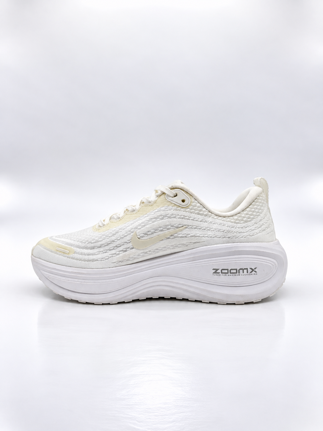 NIKE VOMERO PLUS